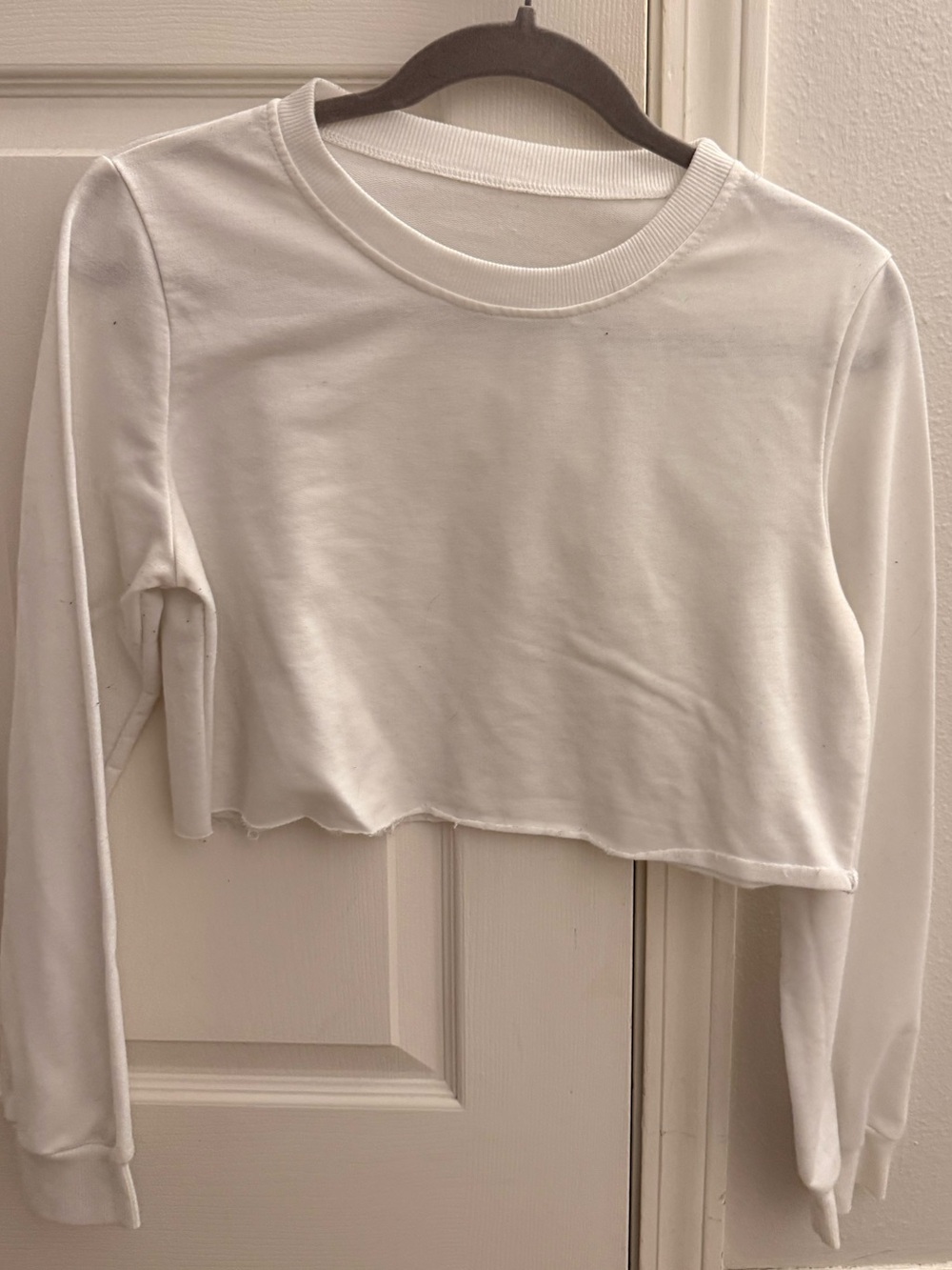White Cropped Long-Sleeve Women's Top